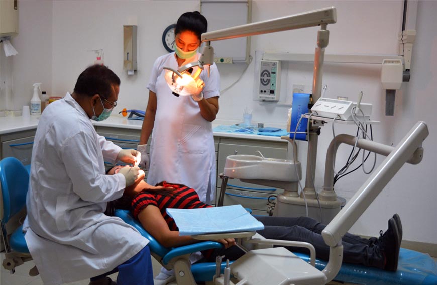 dr thomas dental care kuwait